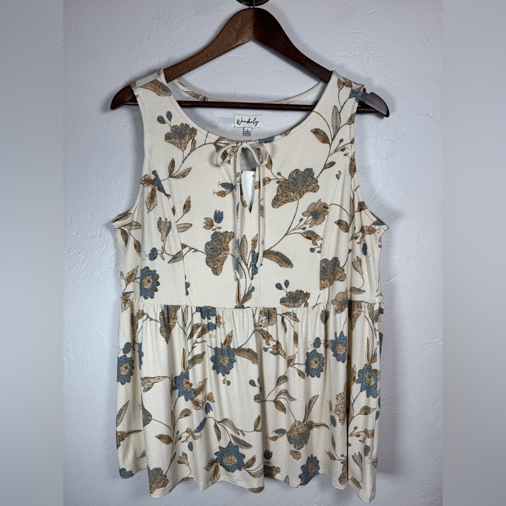 Wonderly Elegant Soft Sleeveless Cream Floral‎ Print Babydoll Blouse Size Large